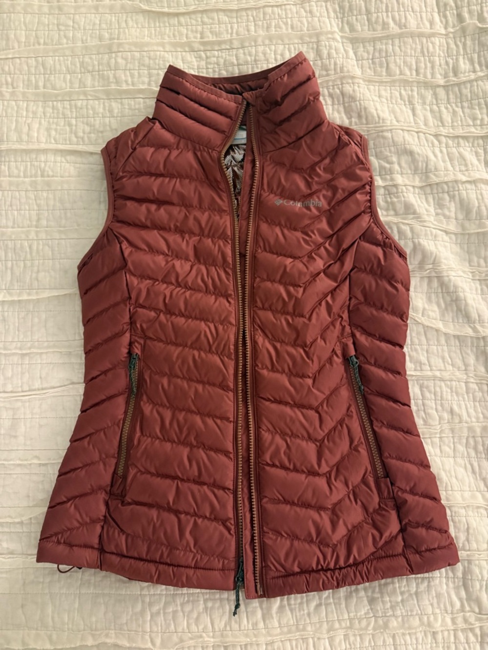Columbia Women's Maroon Quilted Vest